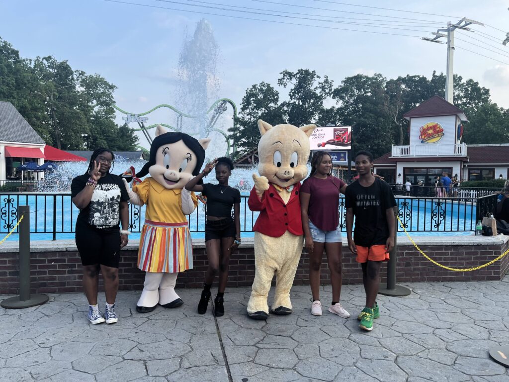 Summer of Fun at Six Flags